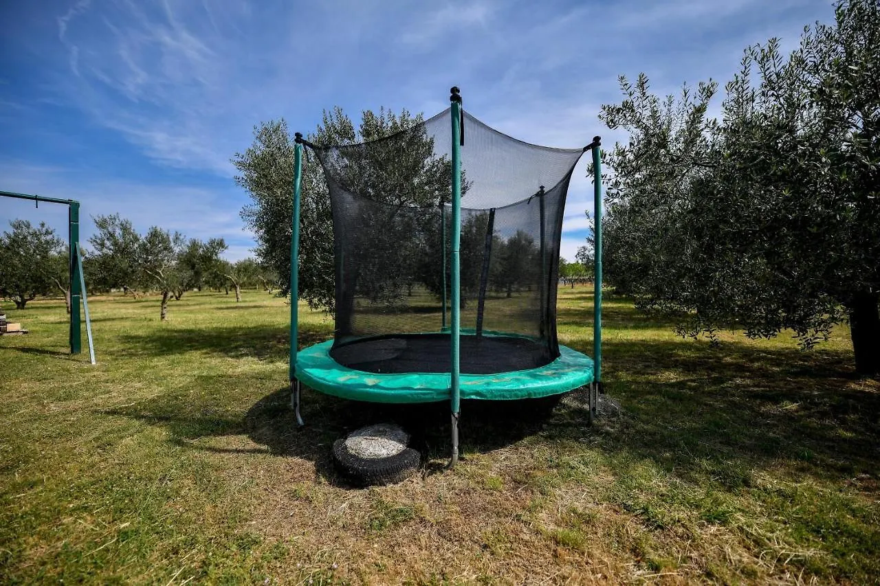 Σπίτι διακοπών Country House Oasis With Private Tennis Court Sveti Filip i Jakov