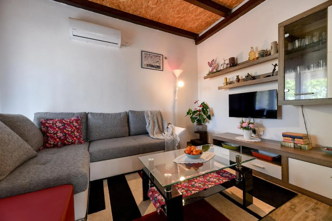 Holiday home Country House Oasis With Private Tennis Court Sveti Filip i Jakov