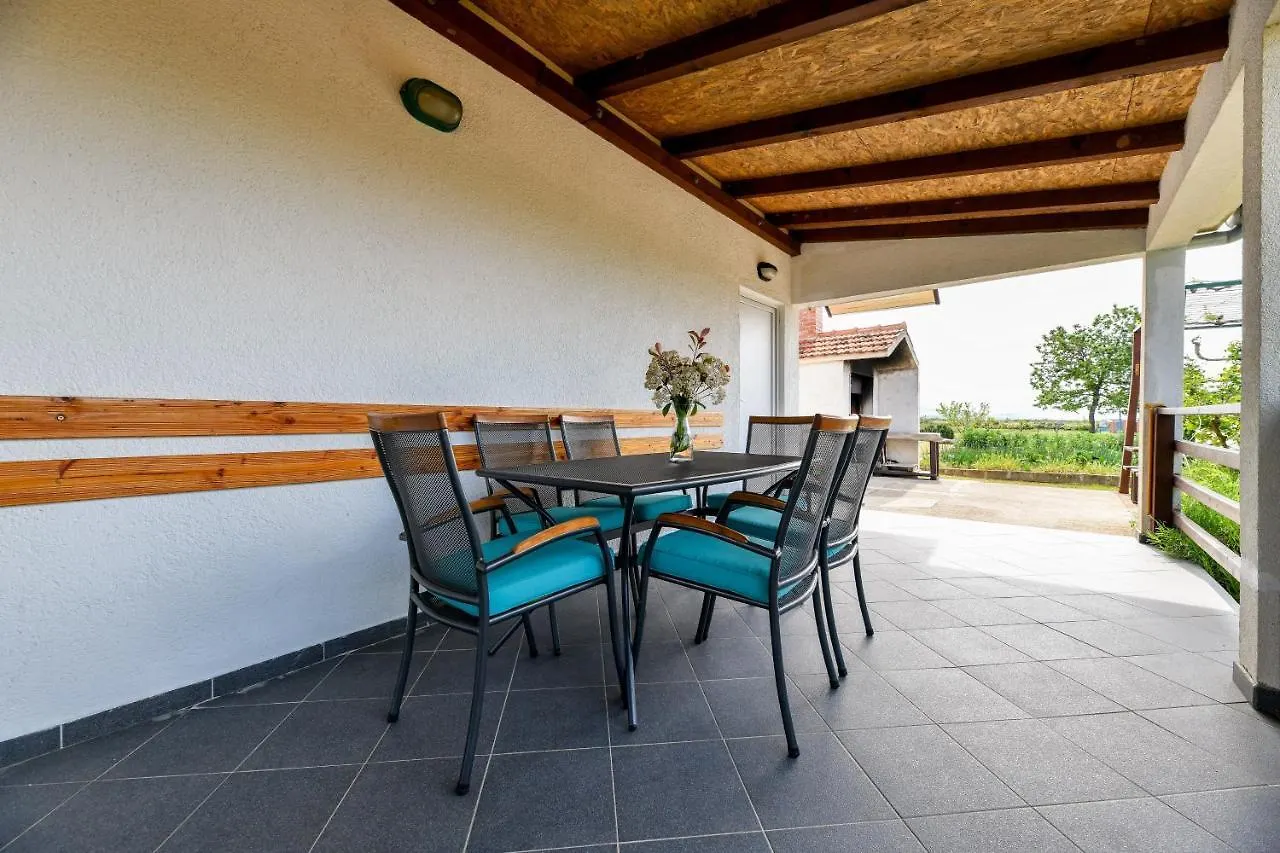 Country House Oasis With Private Tennis Court Sveti Filip i Jakov 0*,