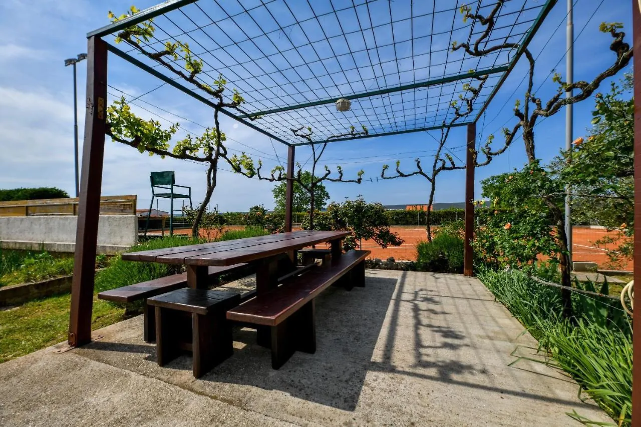 Holiday home Country House Oasis With Private Tennis Court Sveti Filip i Jakov Croatia