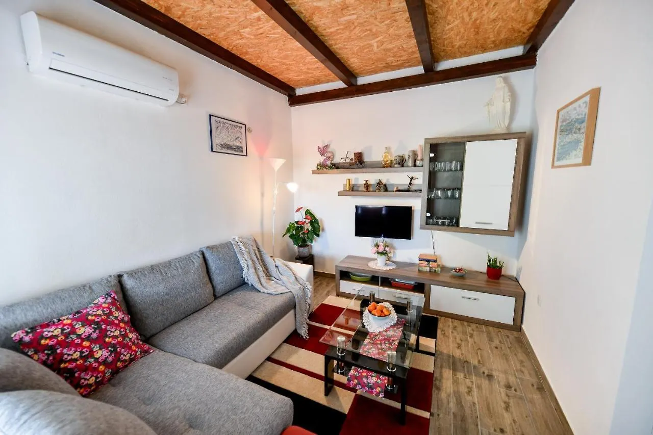 Country House Oasis With Private Tennis Court Sveti Filip i Jakov 0*,  Croatia